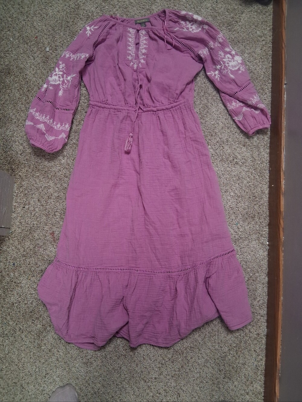 Pink Maxidress With White Embroidery